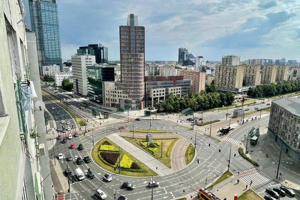 Aircondition 2, 2xmetro Wifi 50'tv Netflix Hbo Appletv Warszawa