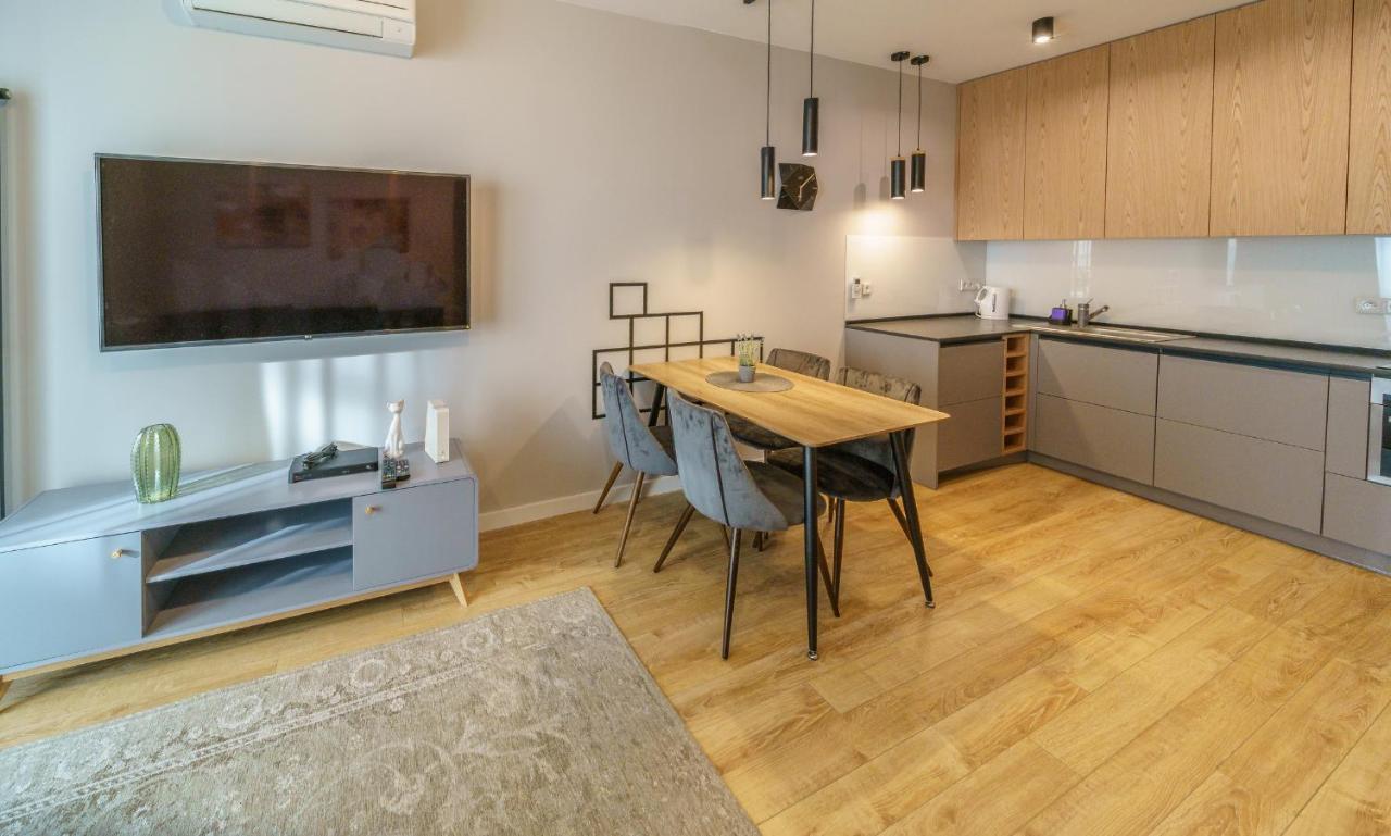 Apartment Bright And Charming- Golden Apartments- Center&s18 Warsaw