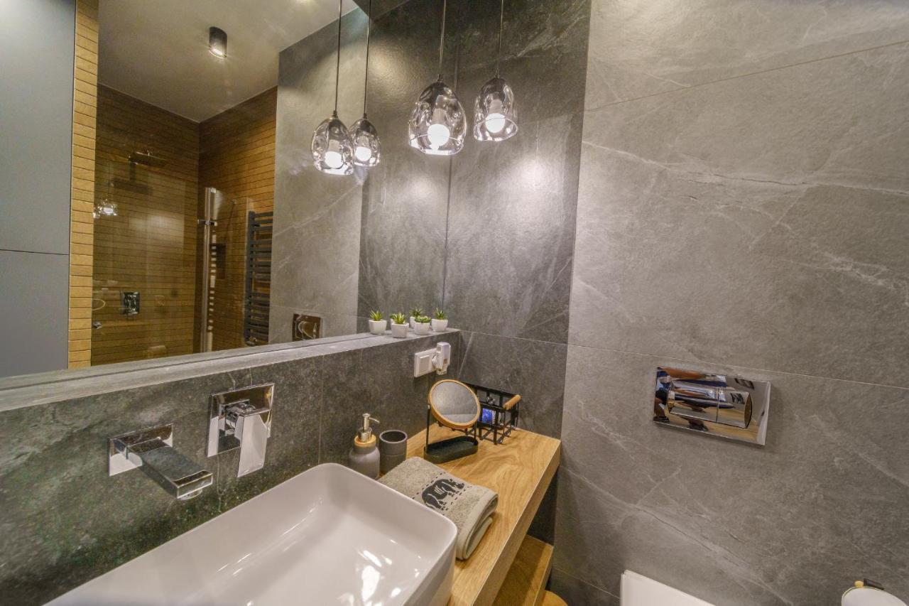 Apartment Bright And Charming- Golden Apartments- Center&s18 *