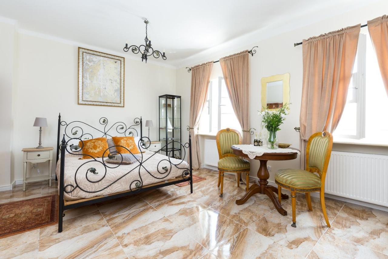 Royal Castle Square Old Town Apartamento *