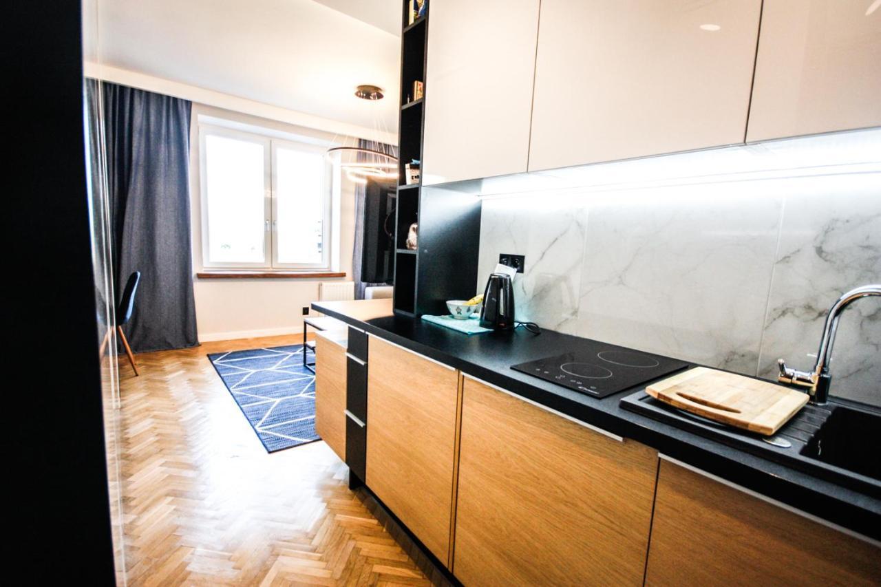Apartment Nowolipki Studio, Center Skyline View - Warsawstay