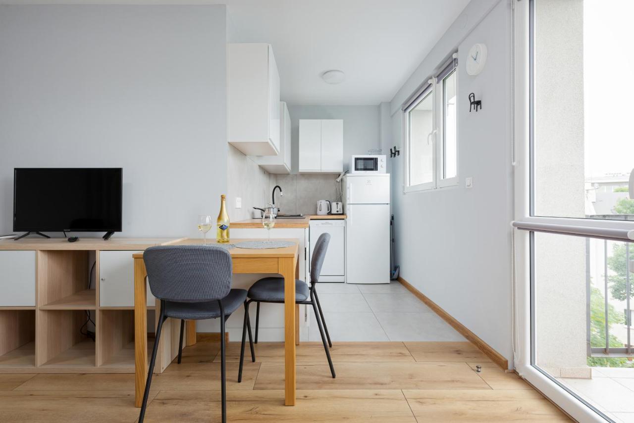 Apartment Center Powisle By Renters *
