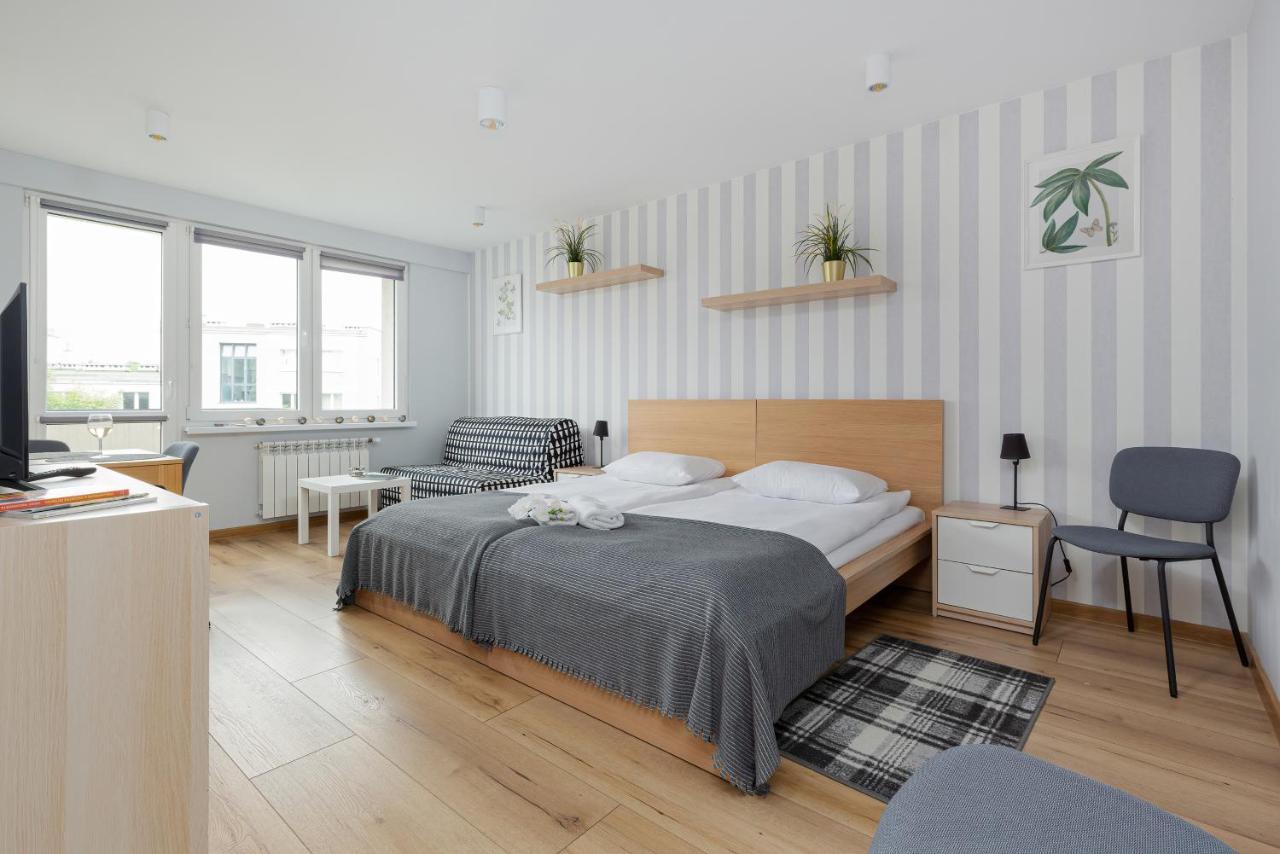 Center Powisle By Renters *