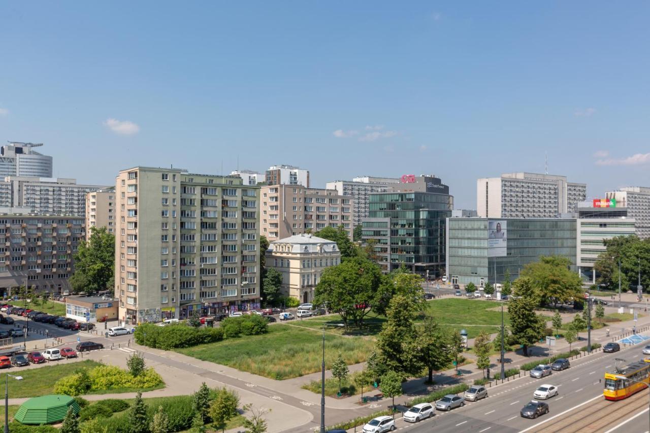 Marszalkowska 140 In The Center Of By Renters Apartment Warsaw