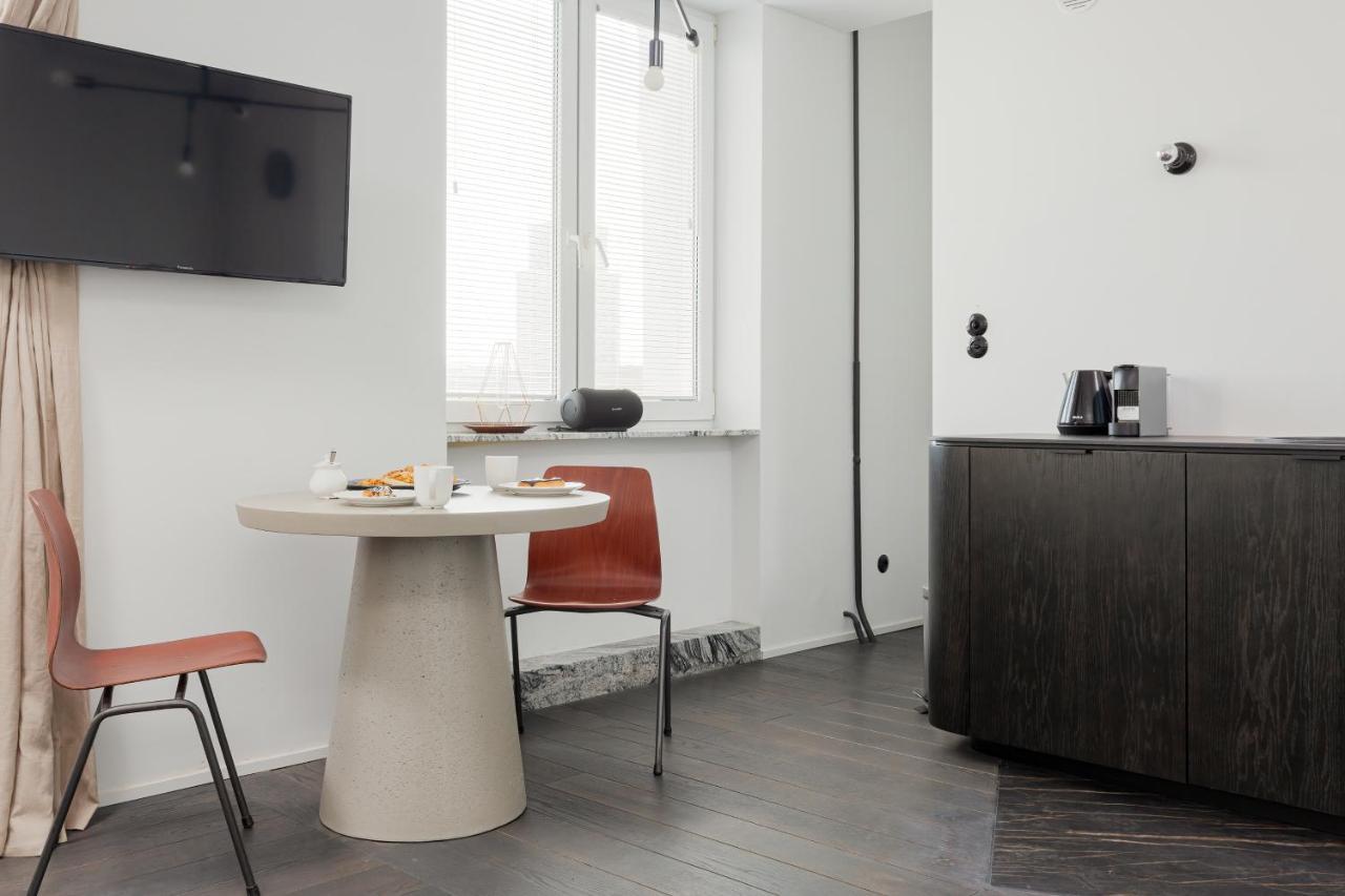 Marszalkowska 140 In The Center Of By Renters Apartment Warsaw
