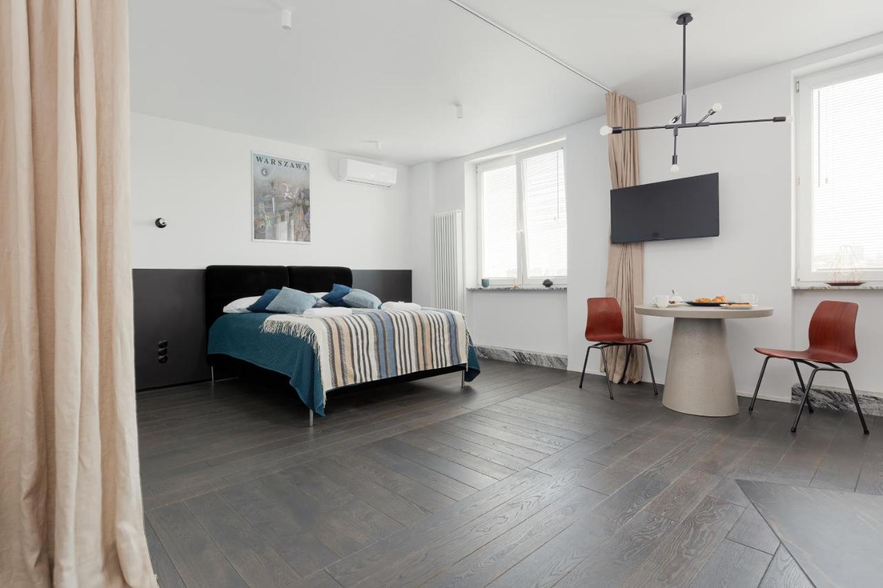Marszalkowska 140 In The Center Of By Renters Apartment