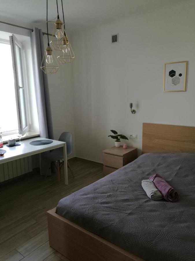 Flat Femina Street Warsaw