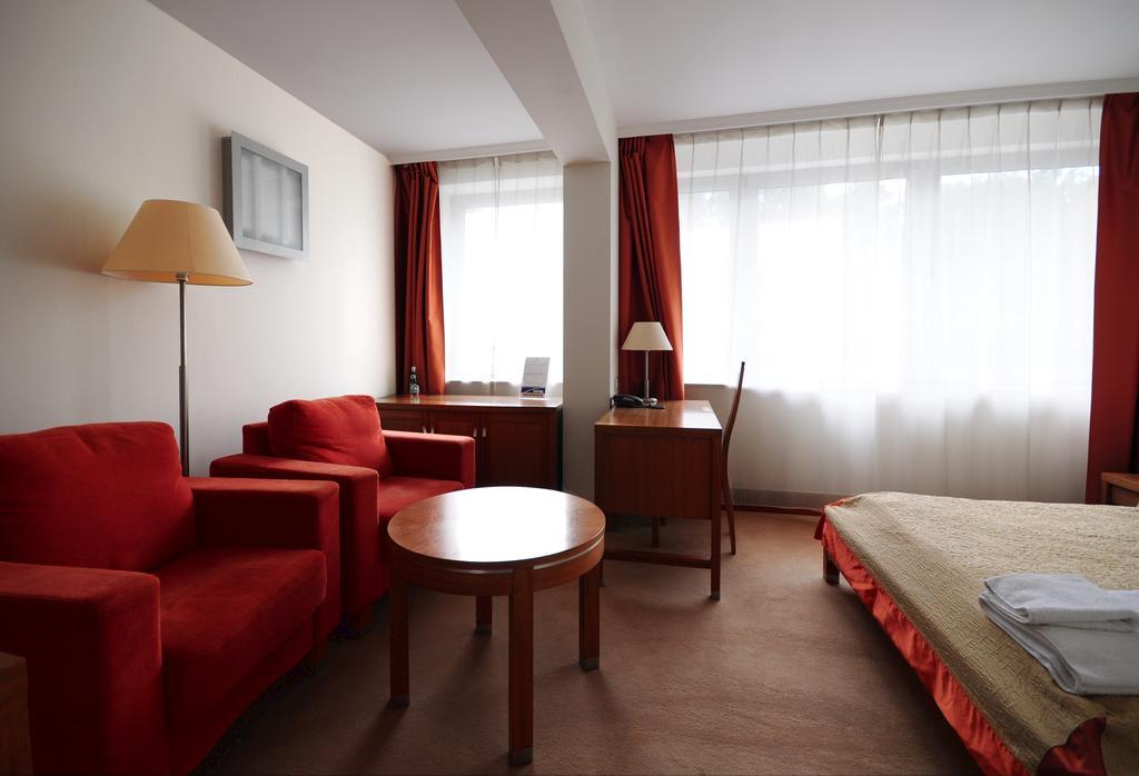 Rezydencja Belweder Klonowa 3* Warsaw