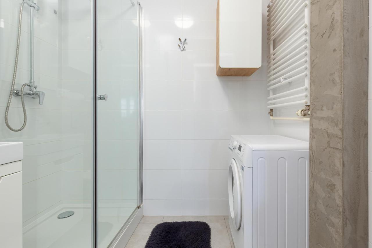 Apartment Center Powisle By Renters *