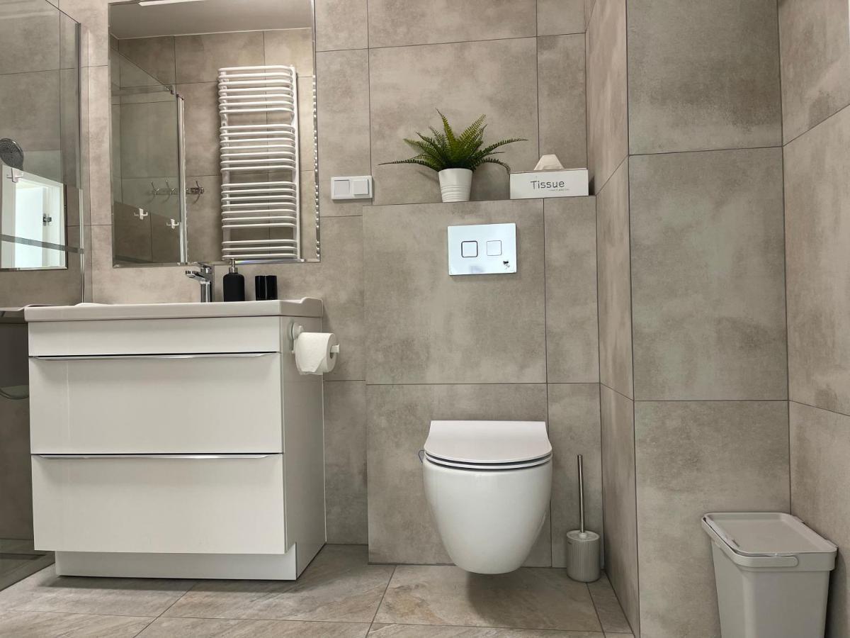 Apartment Prestige Medical Apartment Near Medicover Hospital & Paley Institute Wilanow Center Warsaw