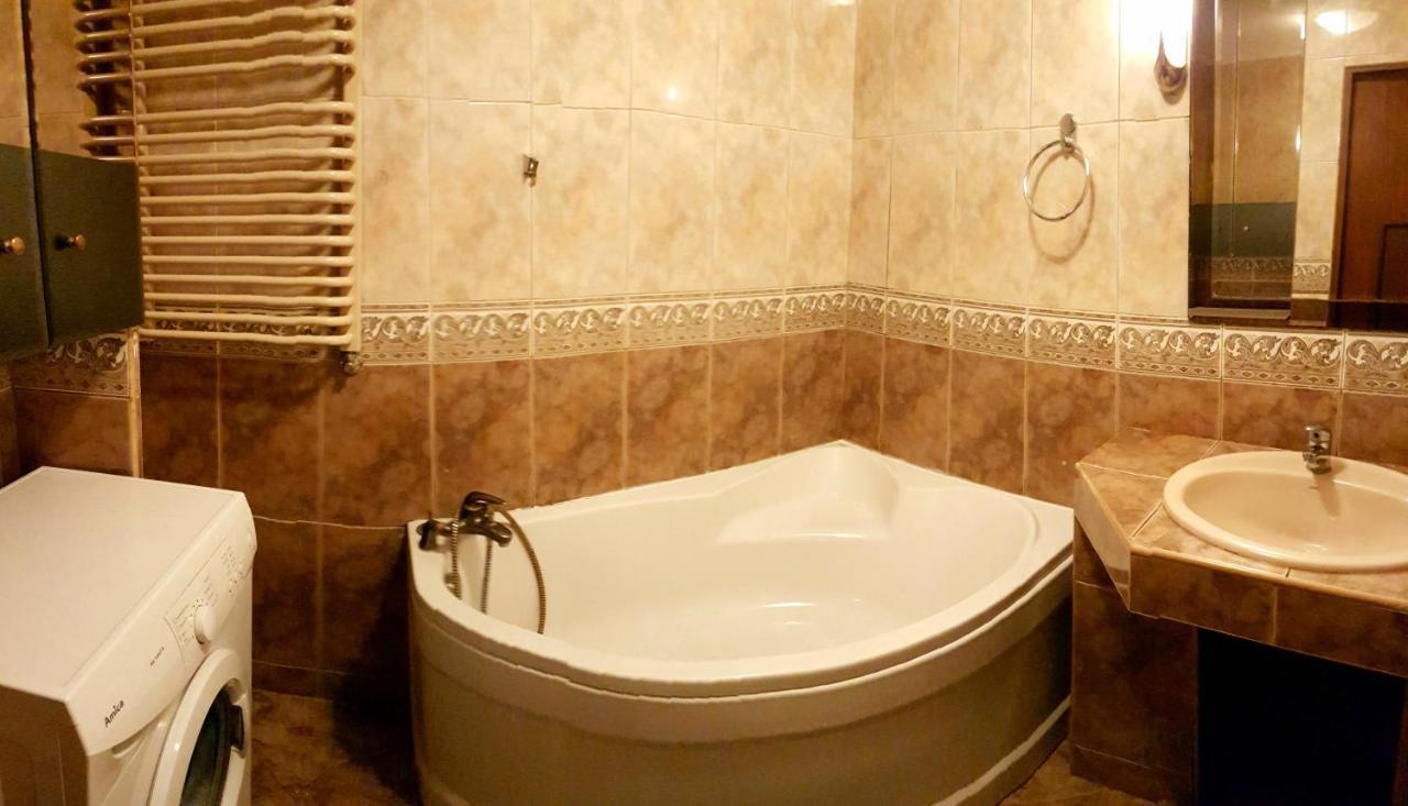 Niebieski Meander Blisko Metra Nhà trọ Warsaw