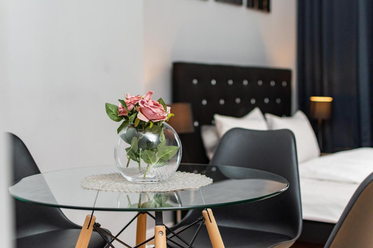 Apartment One By Your Freedom Warsaw