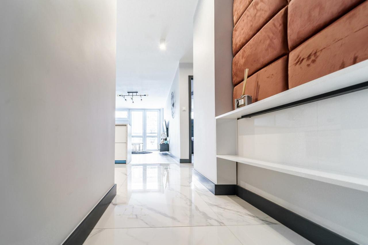 Apartment Modern And Stylish- Golden Apartments- Center&g30 *