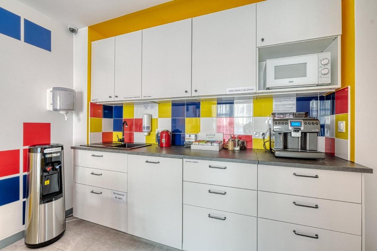 Level Hotel apartamentowy 3*