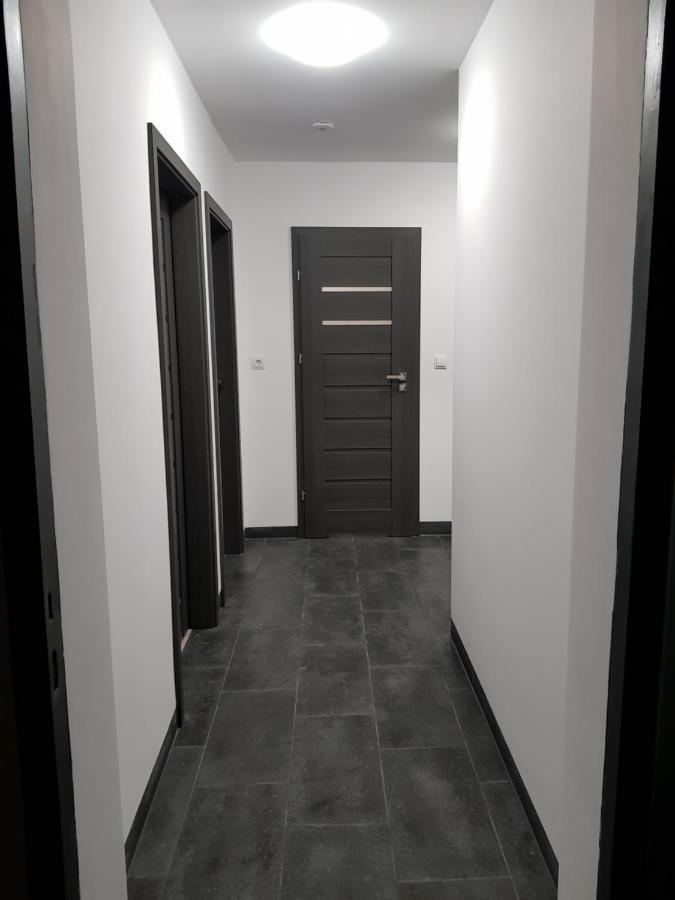 Mirrorroom Pl Airport Warschau