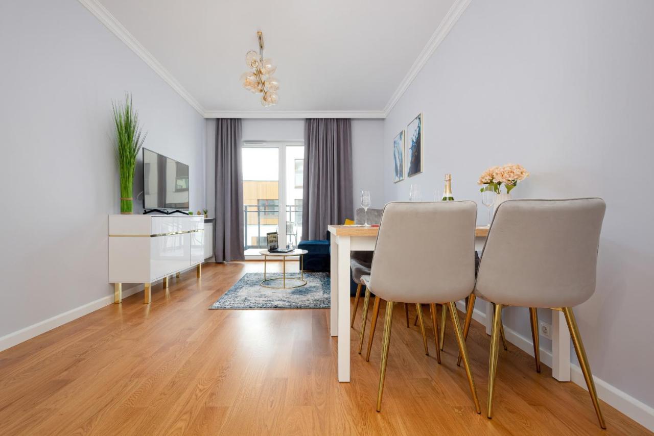 Dom Przy Okrzei By Renters Prestige Apartment Warschau