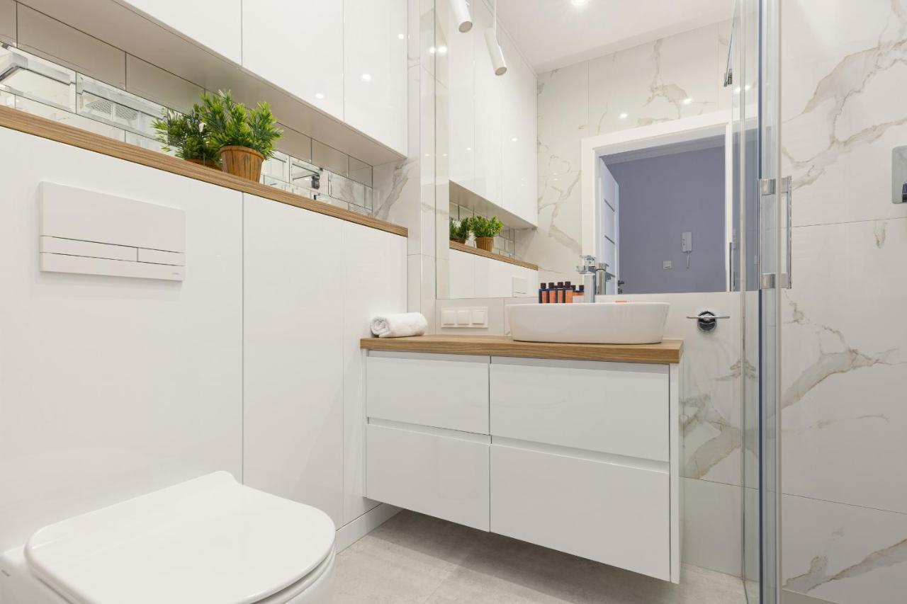 Dom Przy Okrzei By Renters Prestige Apartment Warschau