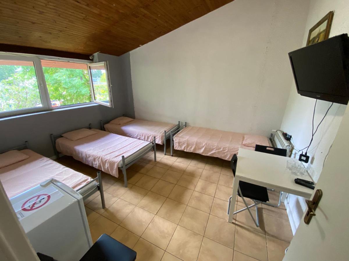 Privatunterkunft Modlinska 267 No 2 *