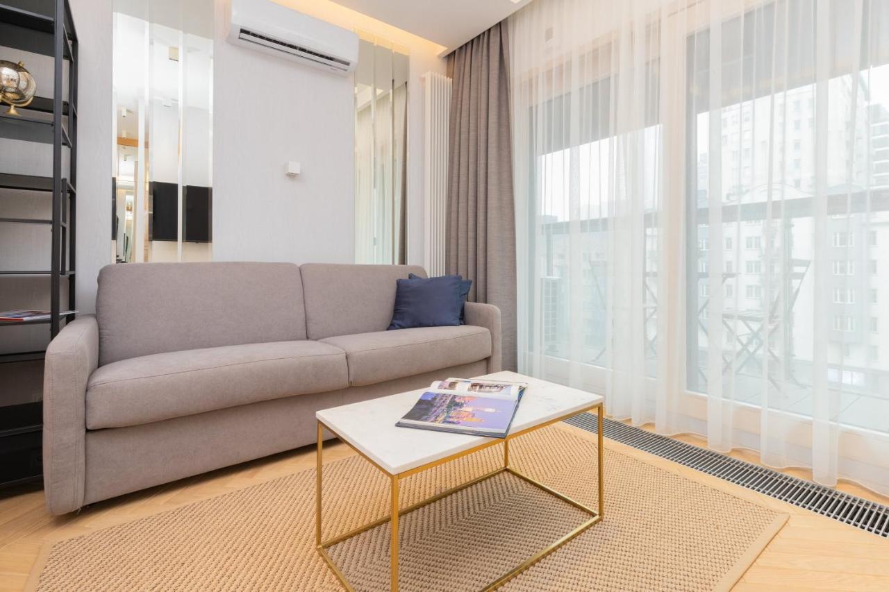 Aparthotel Mennica - Center By Renters