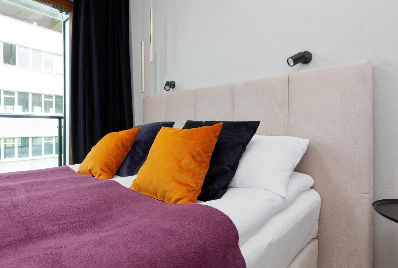 Centrum Pawia 51 By Renters Prestige *