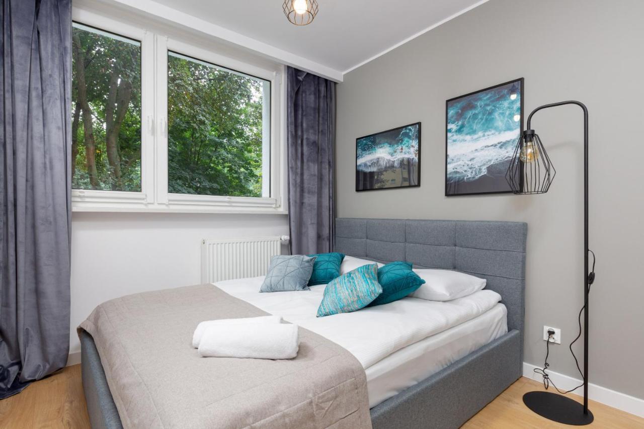 Apartamento Beautiful Two-bedroom Bielany By Renters Varsóvia
