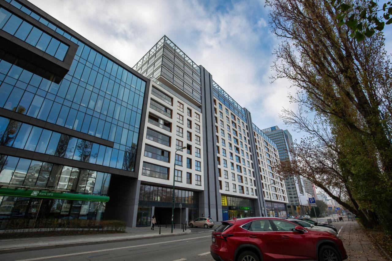 Center Grzybowska By Renters Prestige *