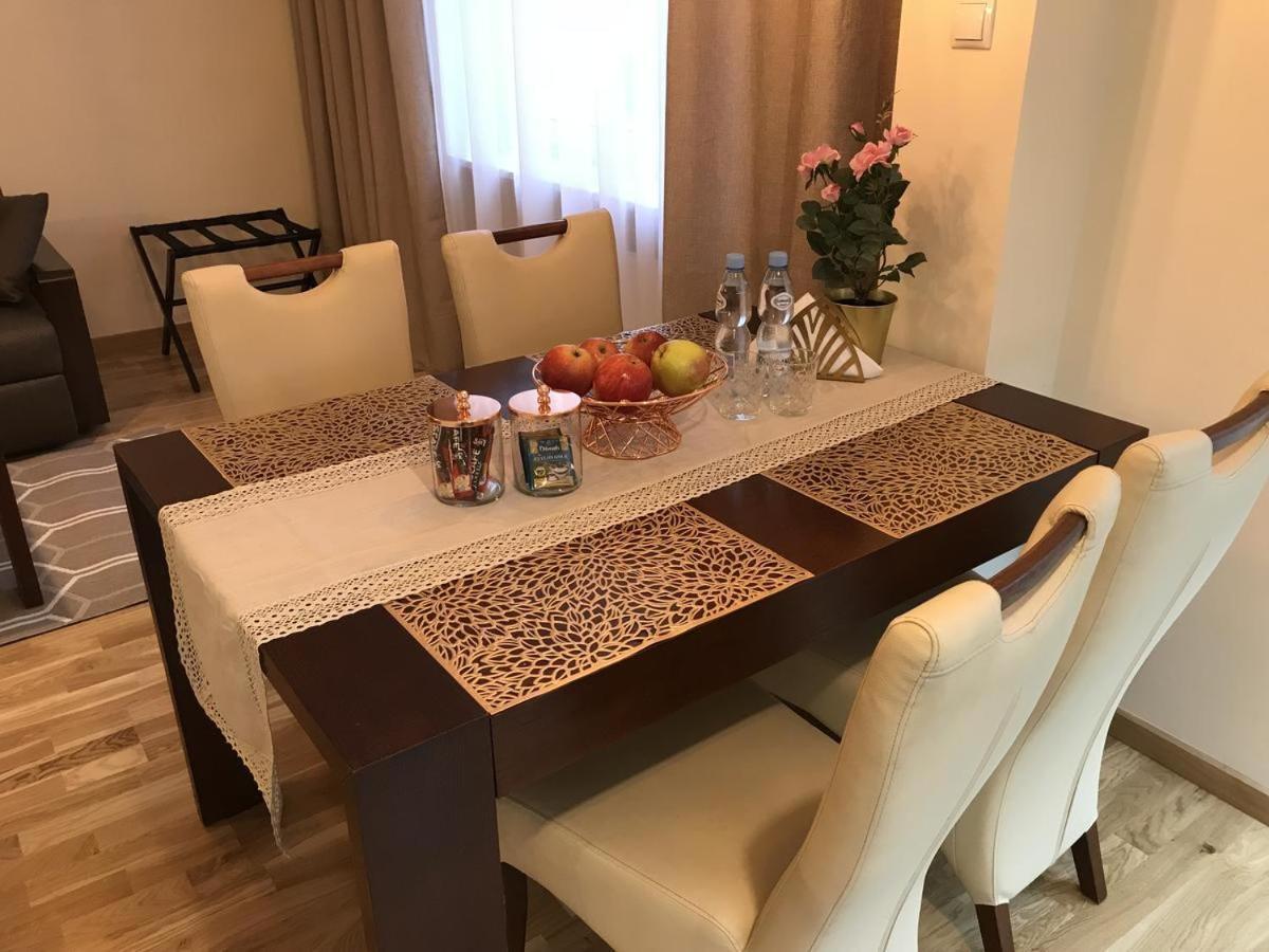 Metro Wierzbno Mokotow Apartment *