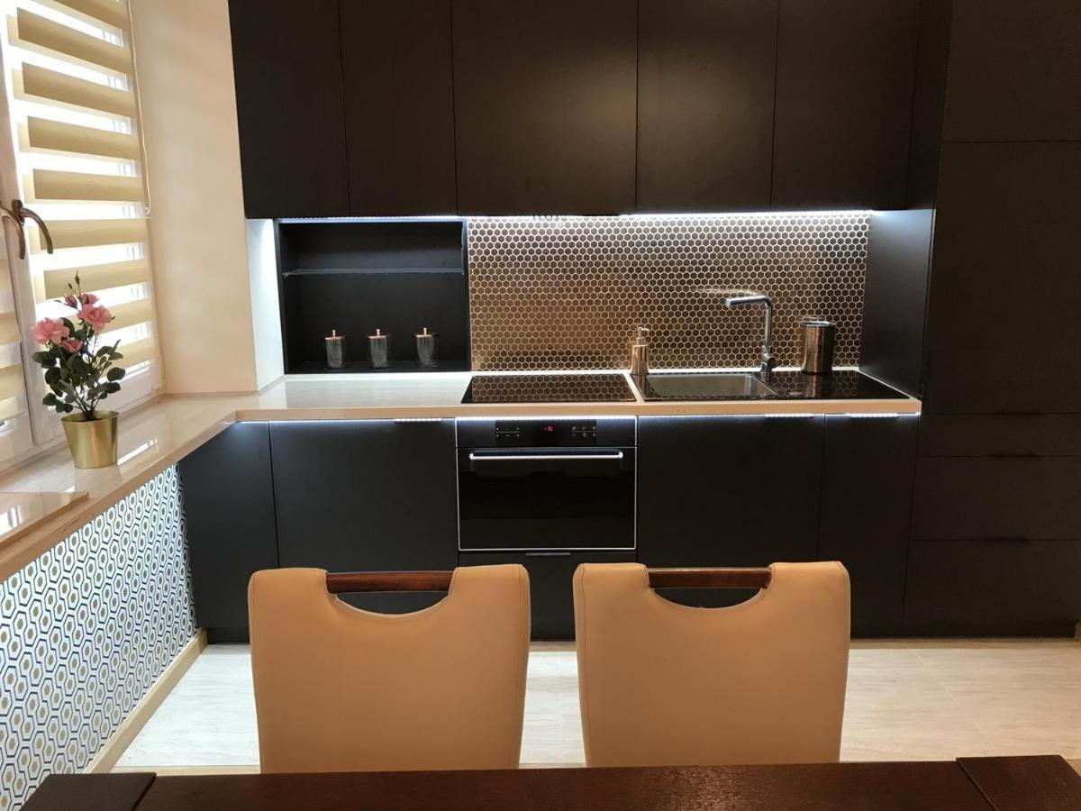 Metro Wierzbno Mokotow Apartment