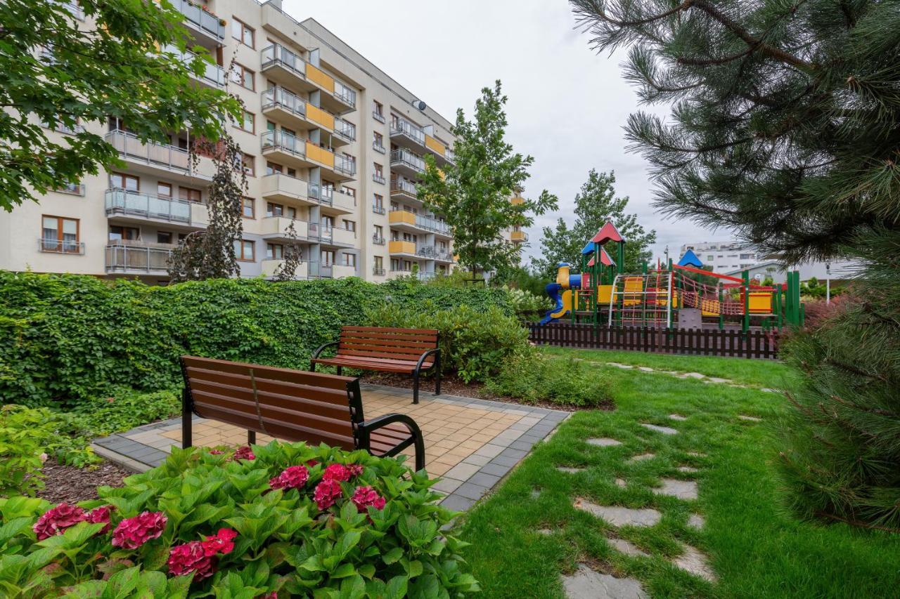 Atrium Ursus By Renters Apartment