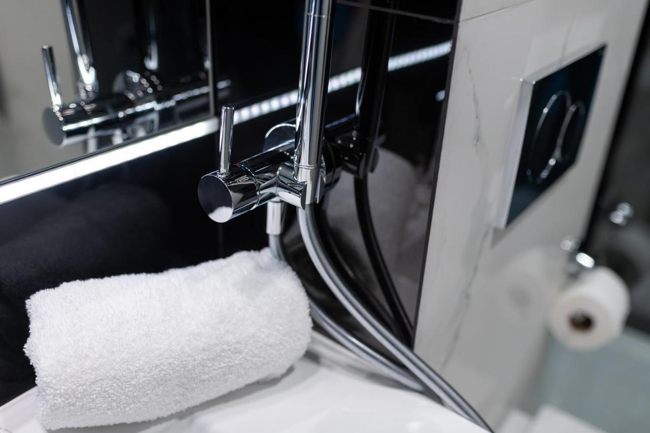 Zgoda 13 P&o Serviced Apartment *