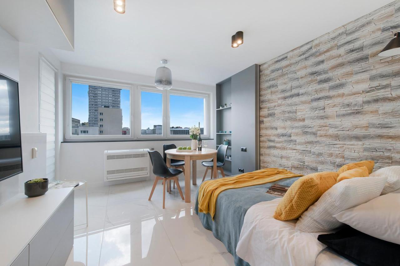 Zgoda 13 P&o Serviced Apartment