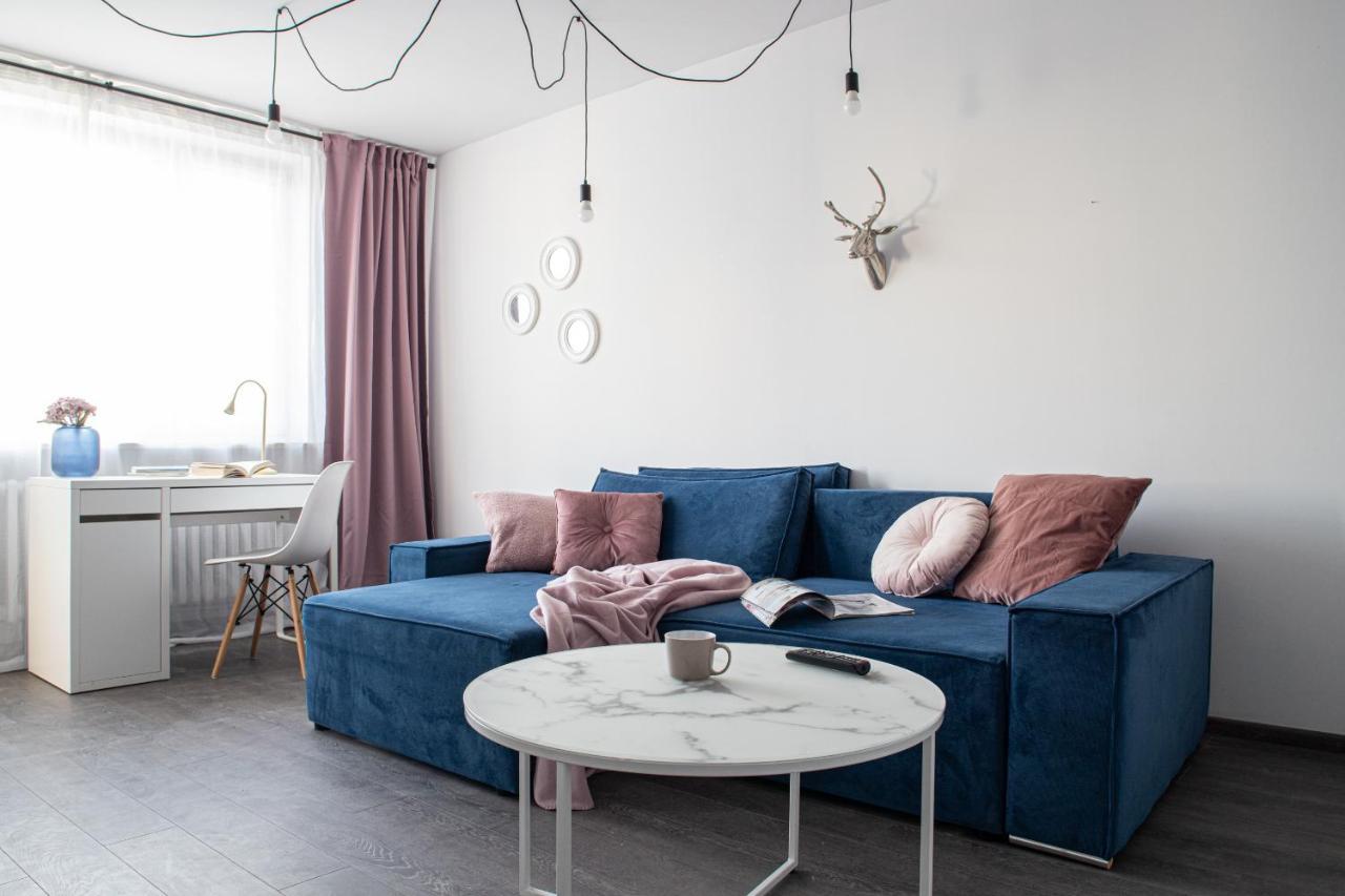 Apartamento Wlochy Ratusz Lovely Varsóvia