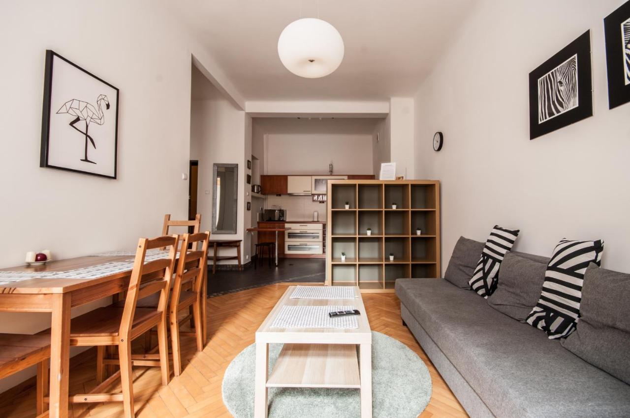Apartment Elegant Old Town Market