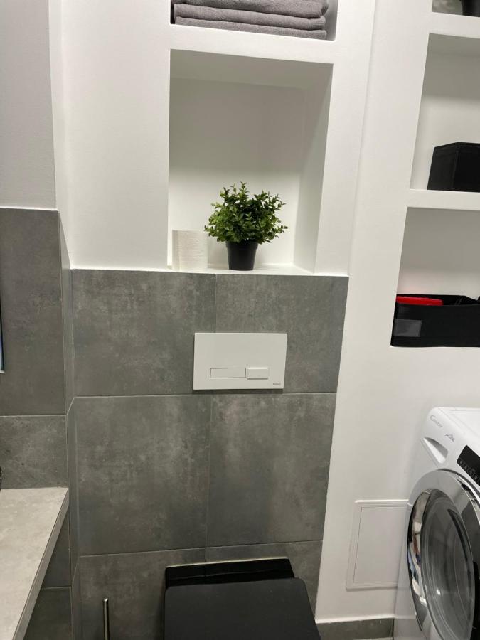 Apartament Grey Gucci Center