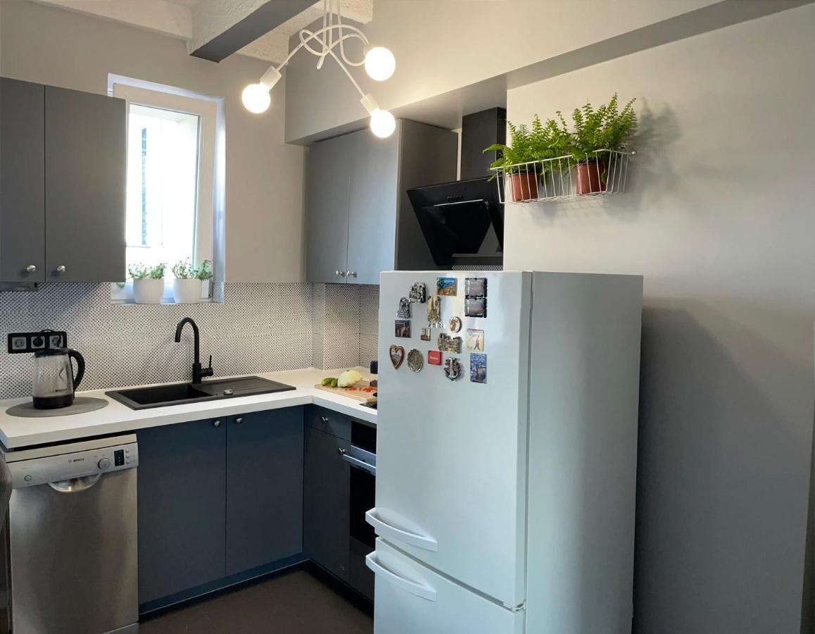 Apartament Grey Gucci Center