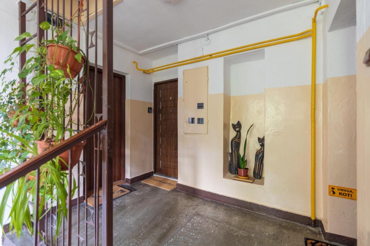 Apartamento Wlochy Ratusz Lovely