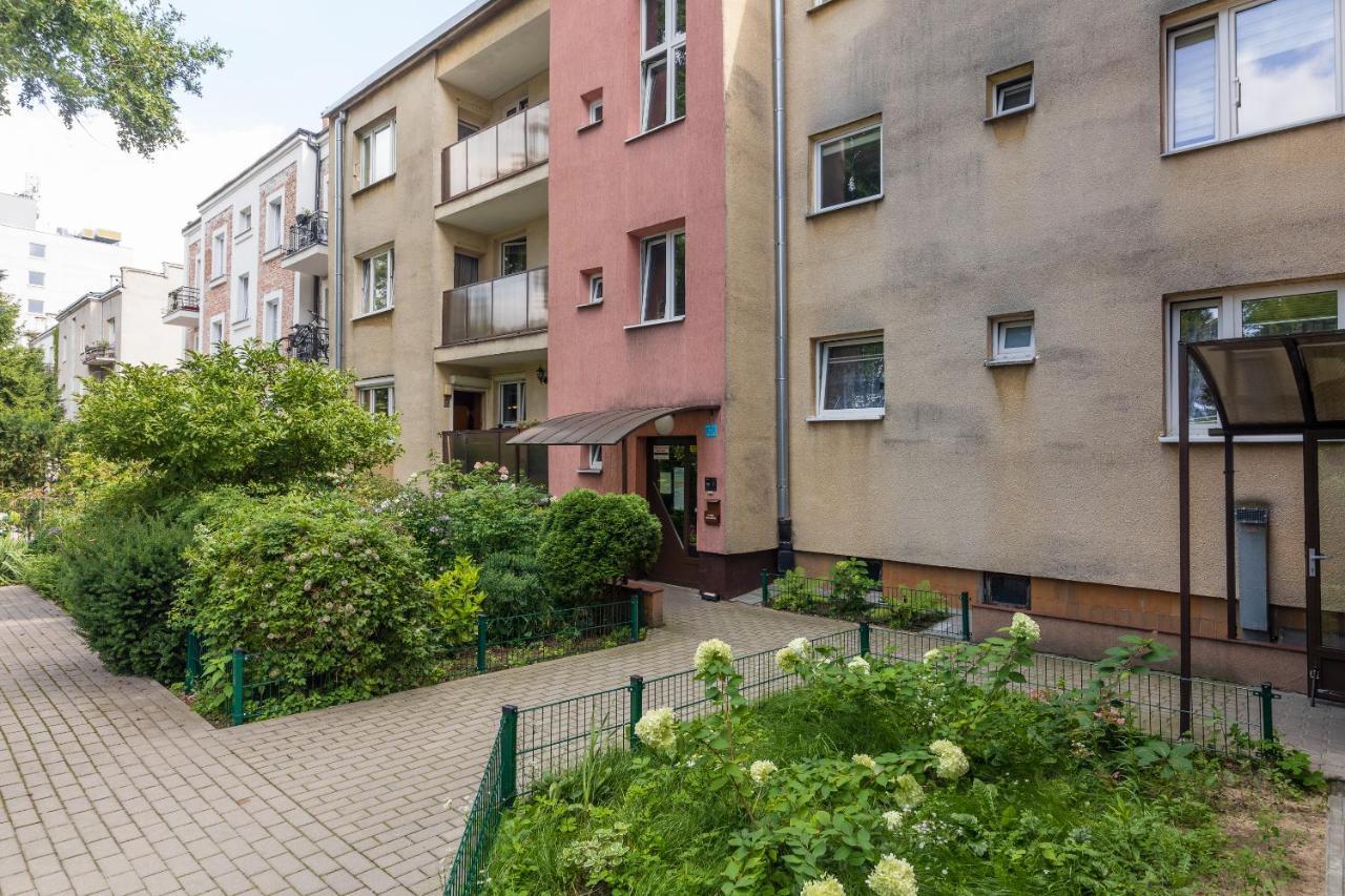 Apartamento Wlochy Ratusz Lovely *
