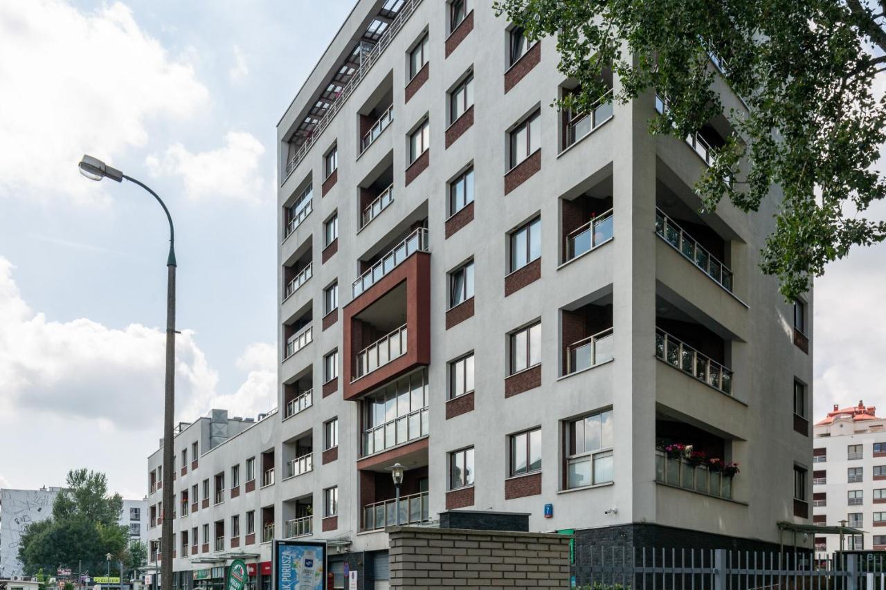 Spacious With A Hammock And Terrace By Renters Prestige Apartment