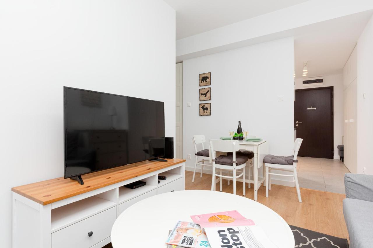 Westfield Arkadia Burakowska By Renters Apartamento Varsóvia