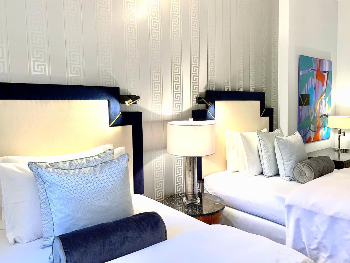 Mondrian Luxury & Market Square Iv Warschau
