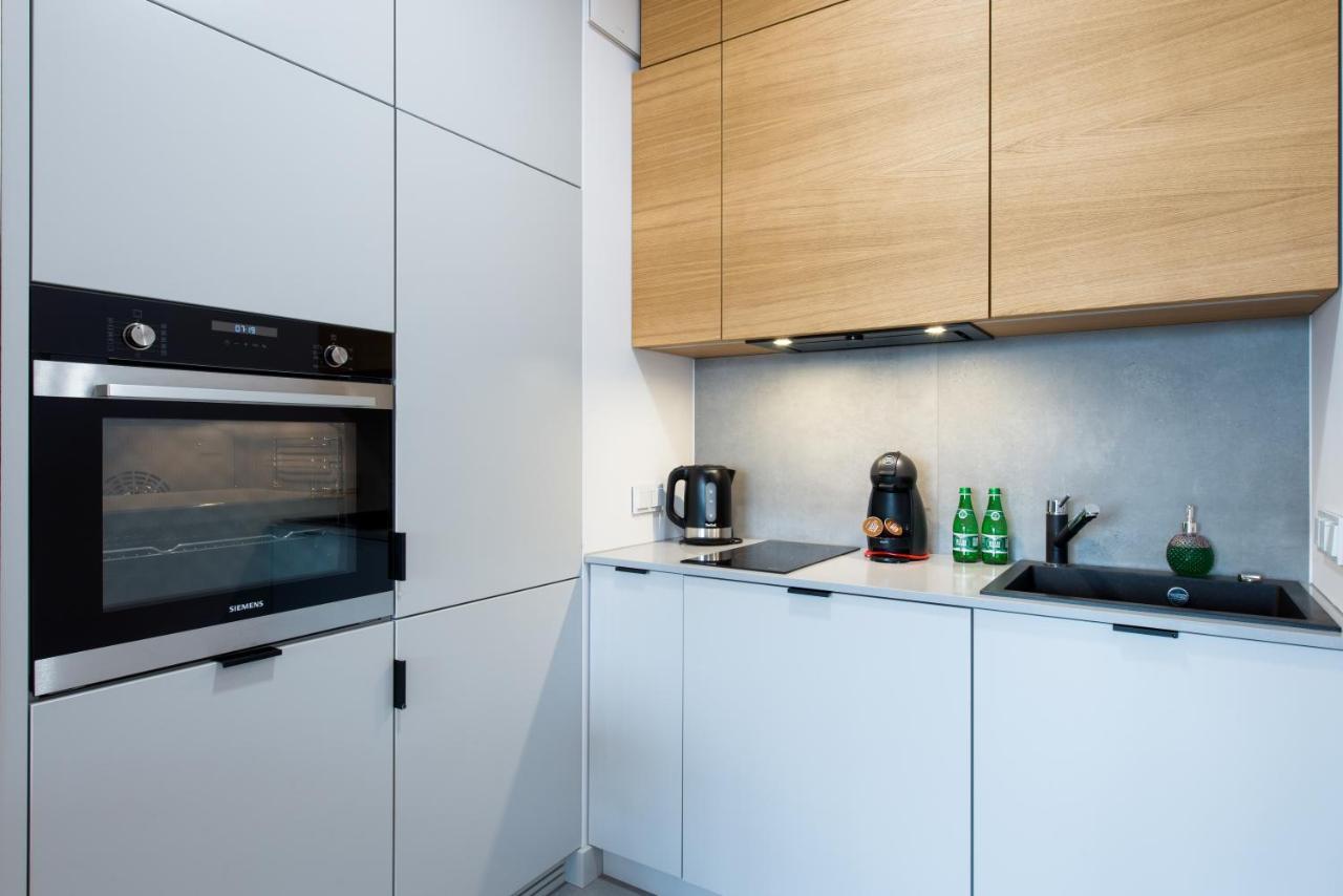 Kolejowa 3* Warsaw