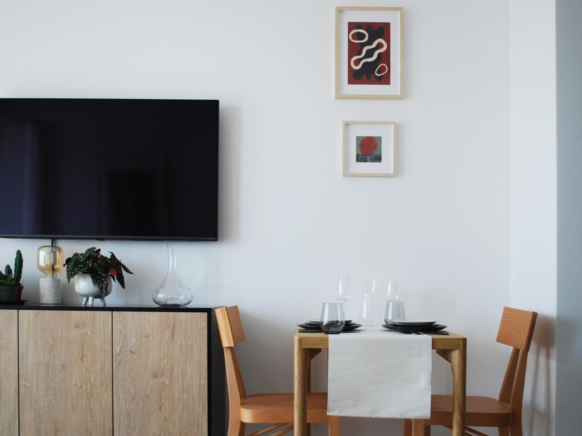 Break 124 Apartment *