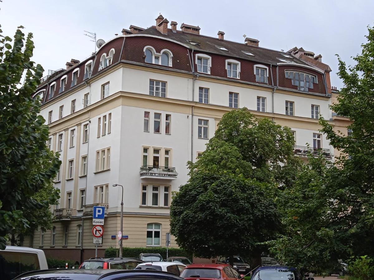 Wood Stara Ochota Privatunterkunft