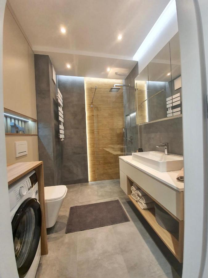 Apartment Luxury 2-room In Praga-polnoc Port Praski Warsaw
