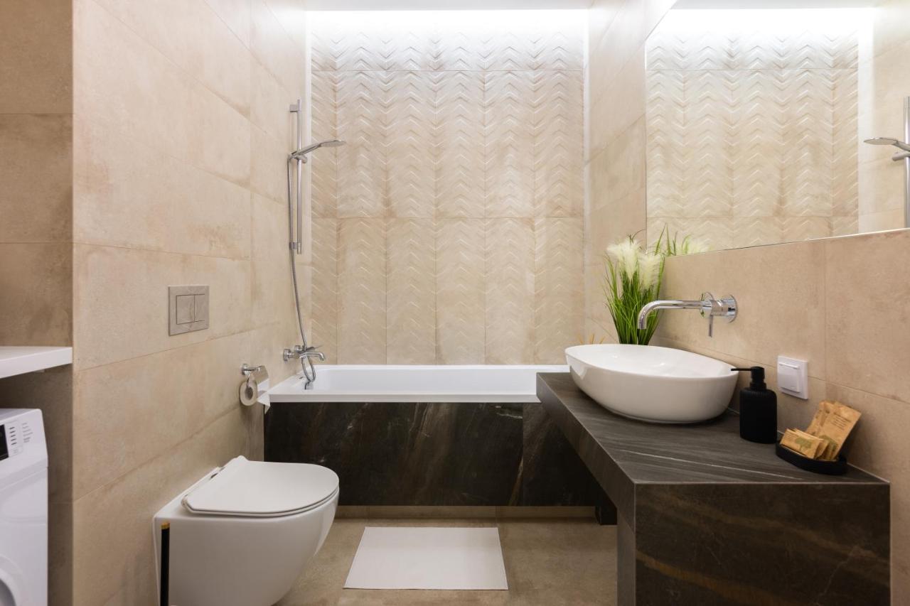 Apartment Millennium Express Lemon Warsaw