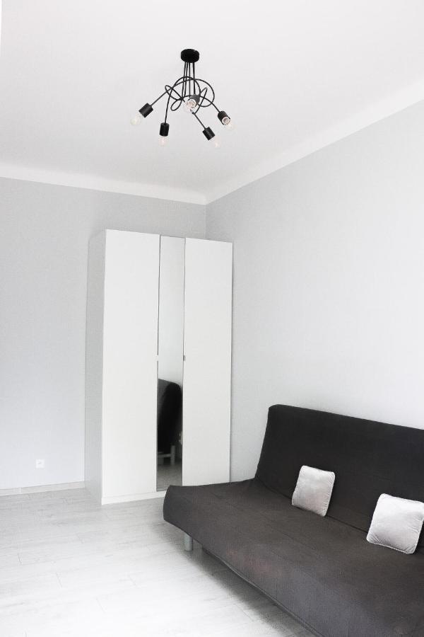 21 Podchorazych Near Royal Lazienki Park Apartment *