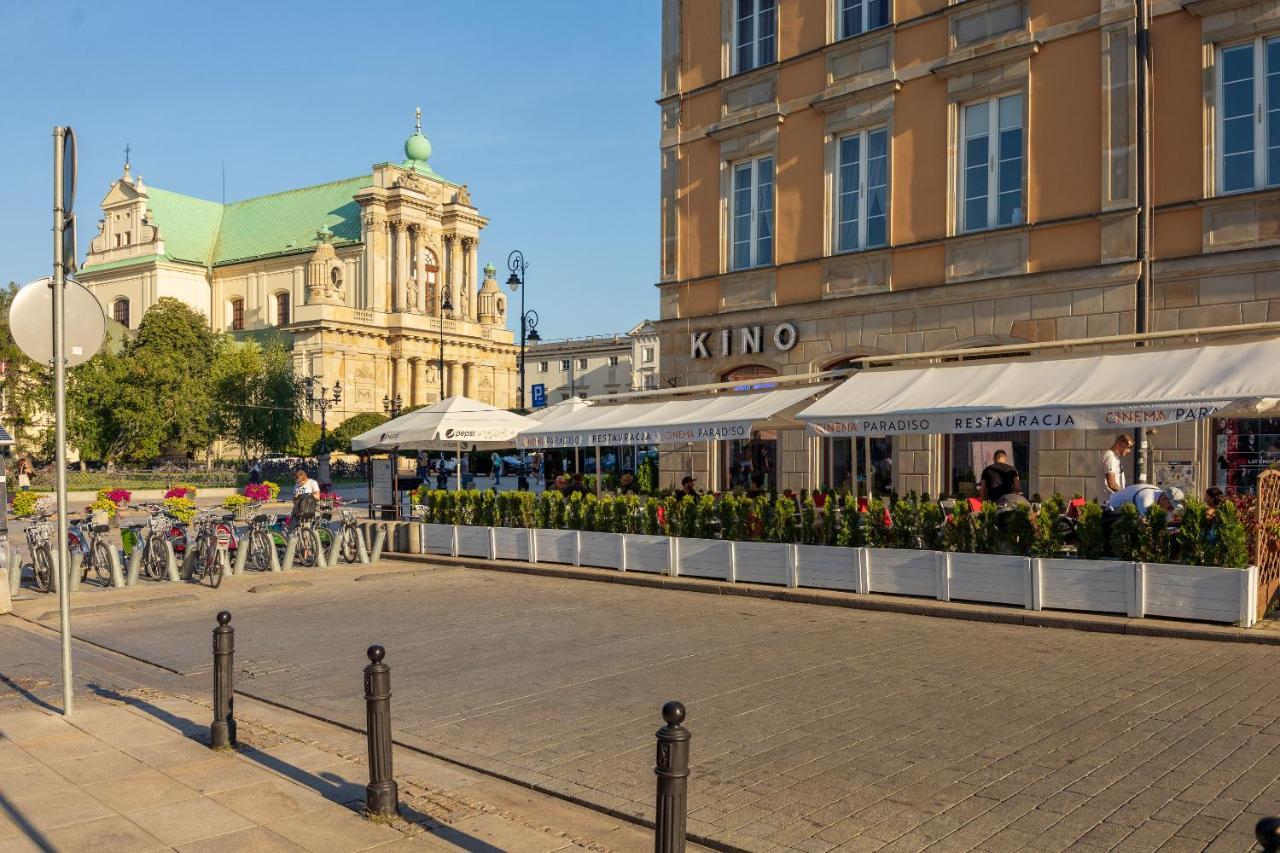 Grand Theater Beige Apartment Warsaw