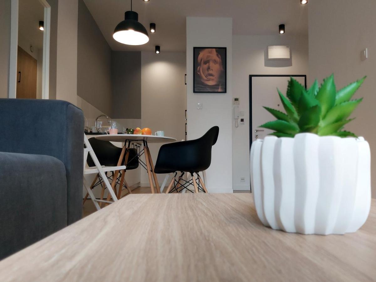 Chill Expo Slawinska Apartment Warsaw