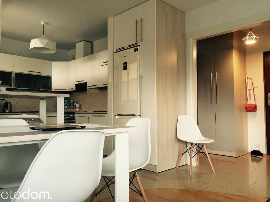 Nad Jeziorkiem Apartment