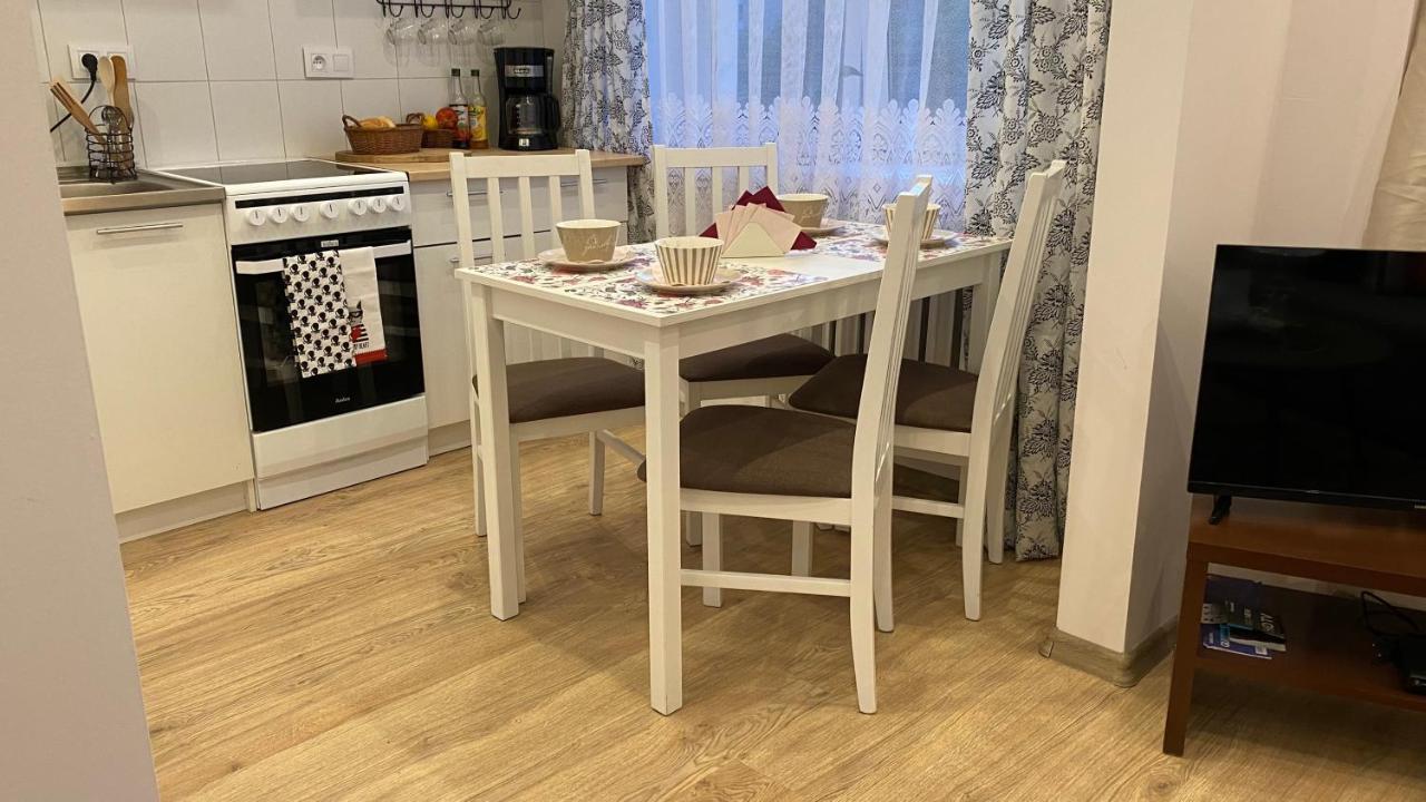 Apartament Arsenal *
